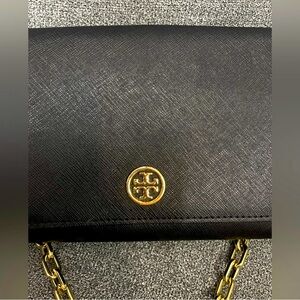 Tory Burch Robinson Chain Wallet